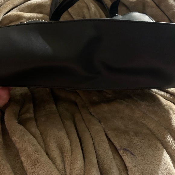 Jessica Simpson Black Leather purse with L/Bow. New - Picture 5 of 12